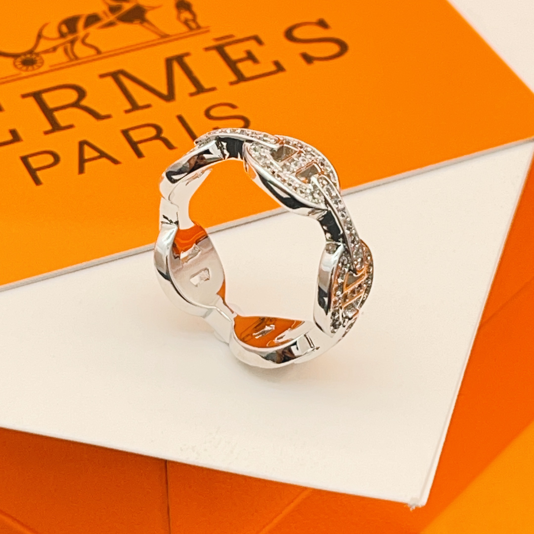 Hermes Ring