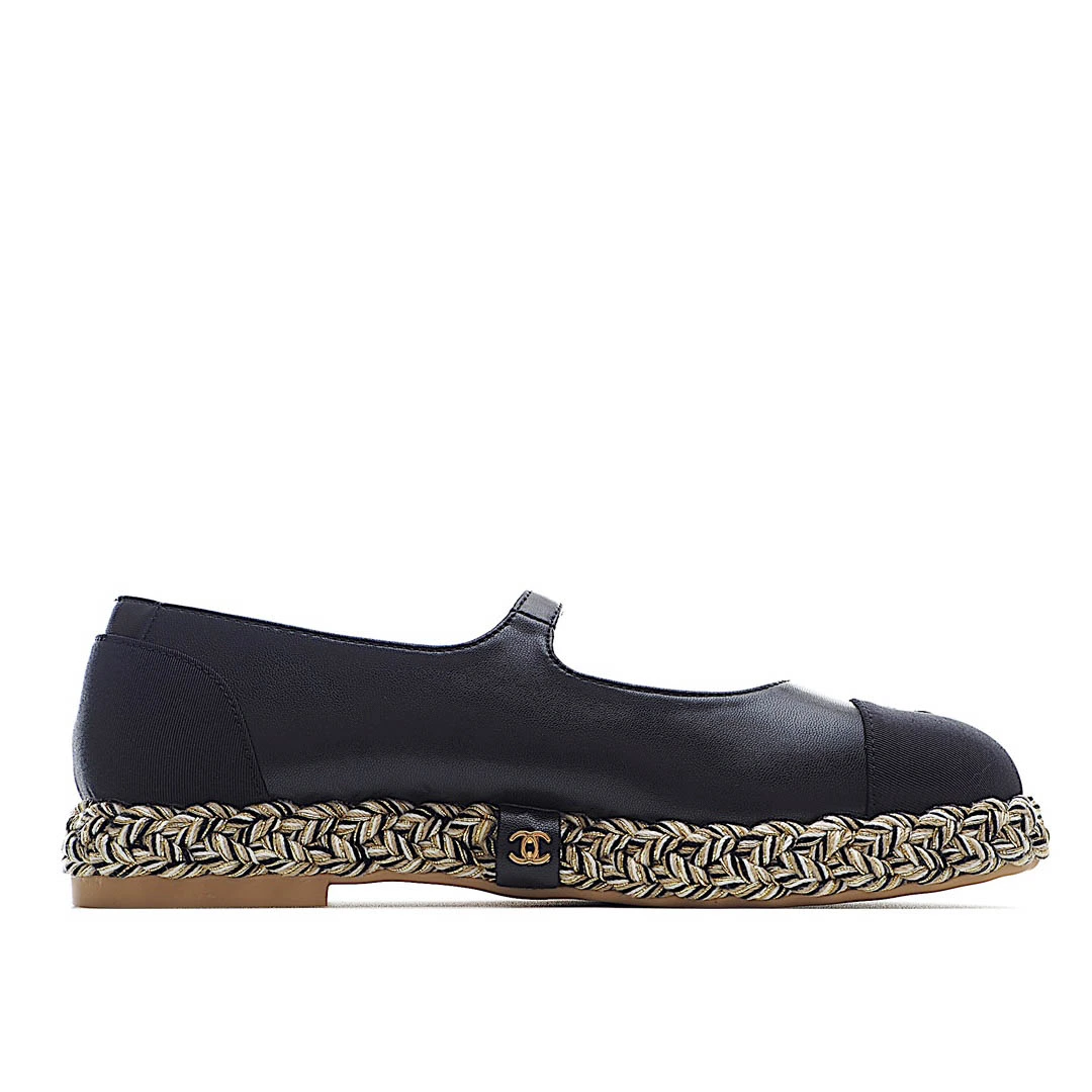Chanel Casual Shoes Sneakers Classic