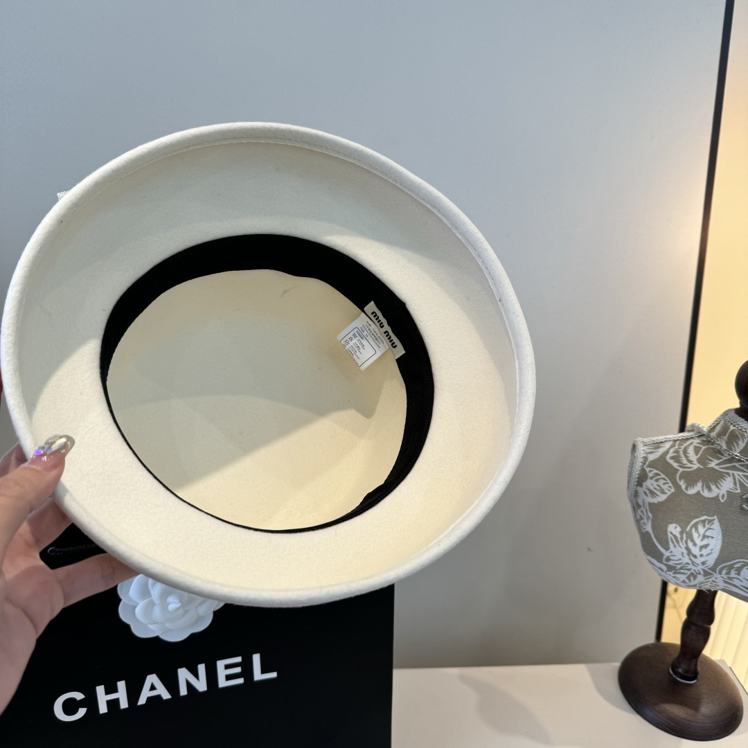 Miumiu Bucket Hat