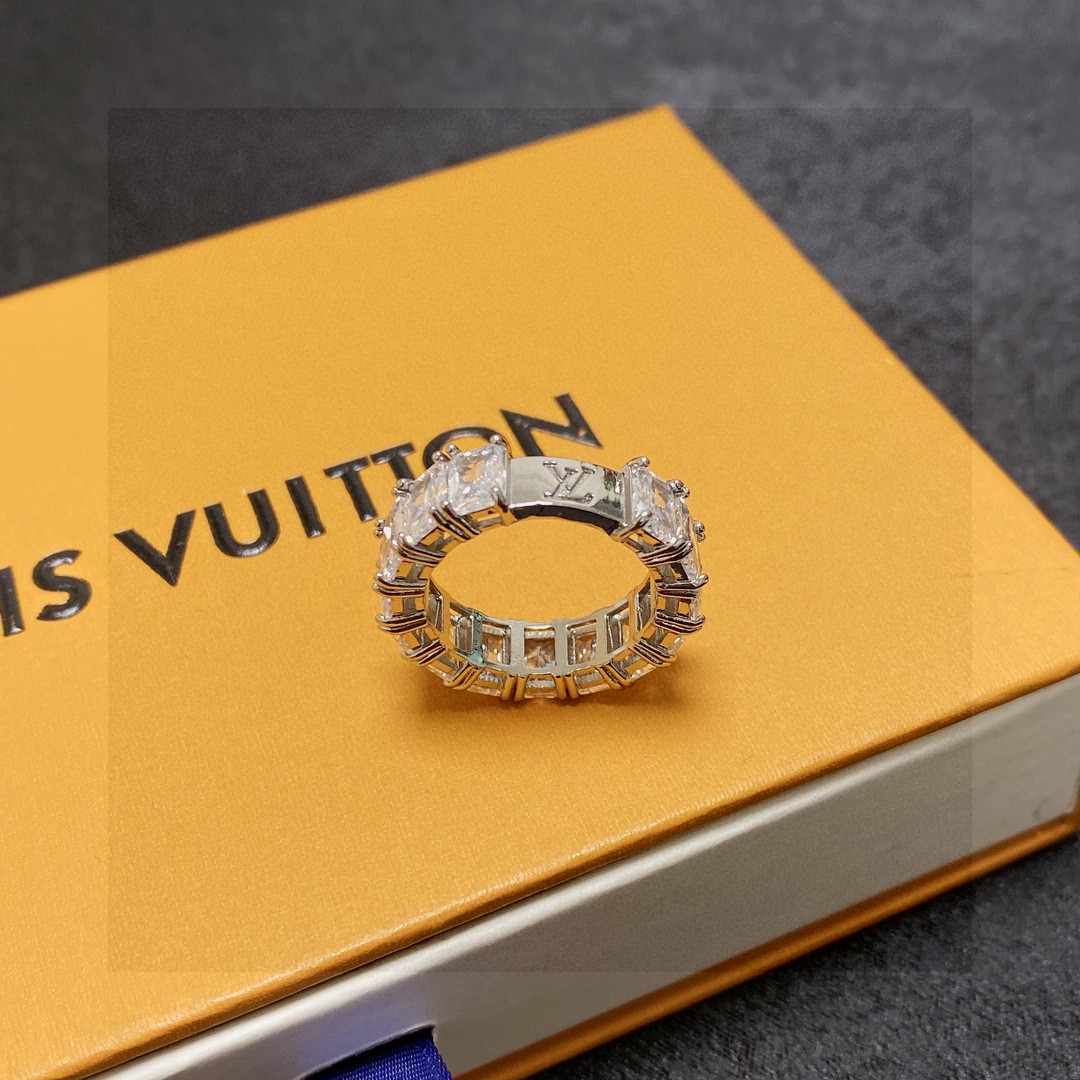 LV RING