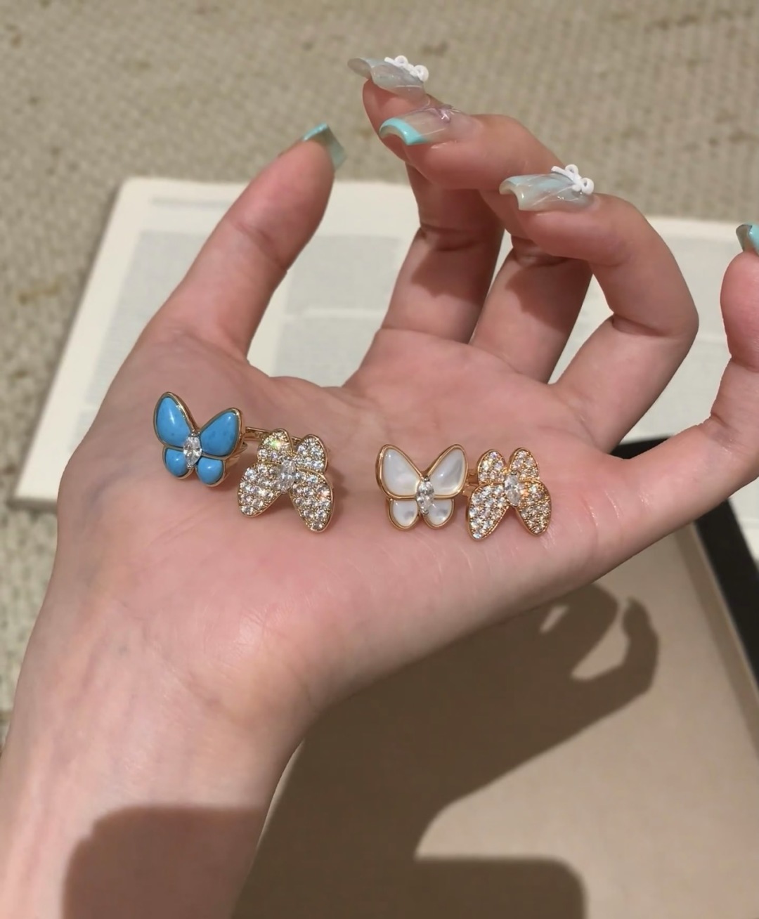 VCA Two Butterfly Rings