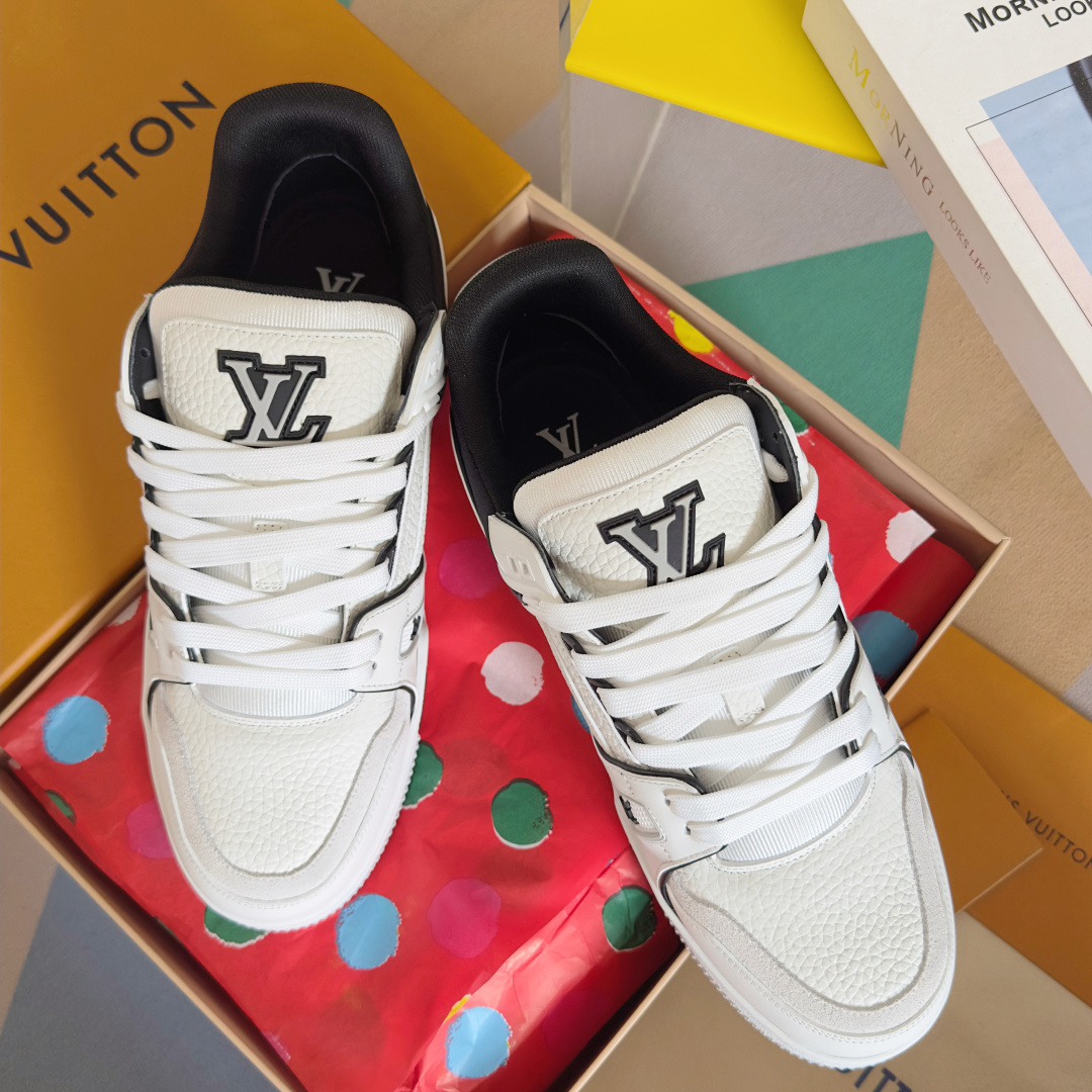 Louis Vuitton Trainer shoe