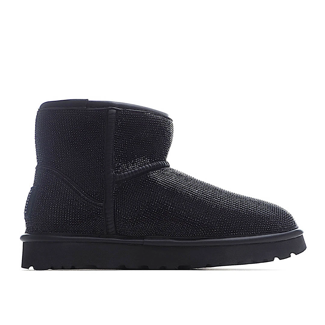 UGG Classic Mini series snow boots