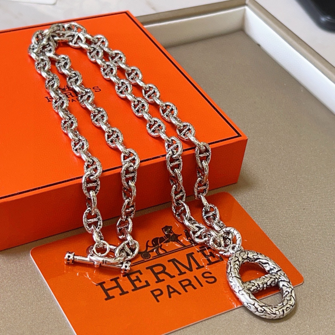 HERMES necklace