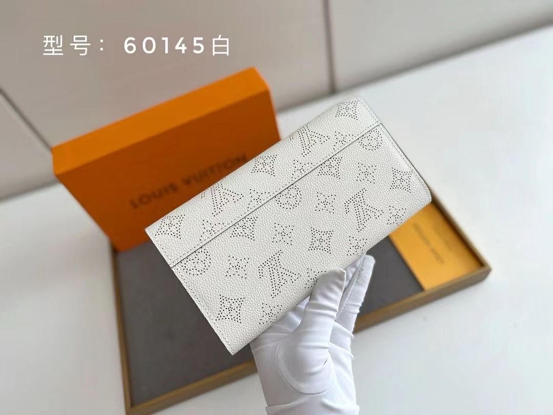 LV Iris