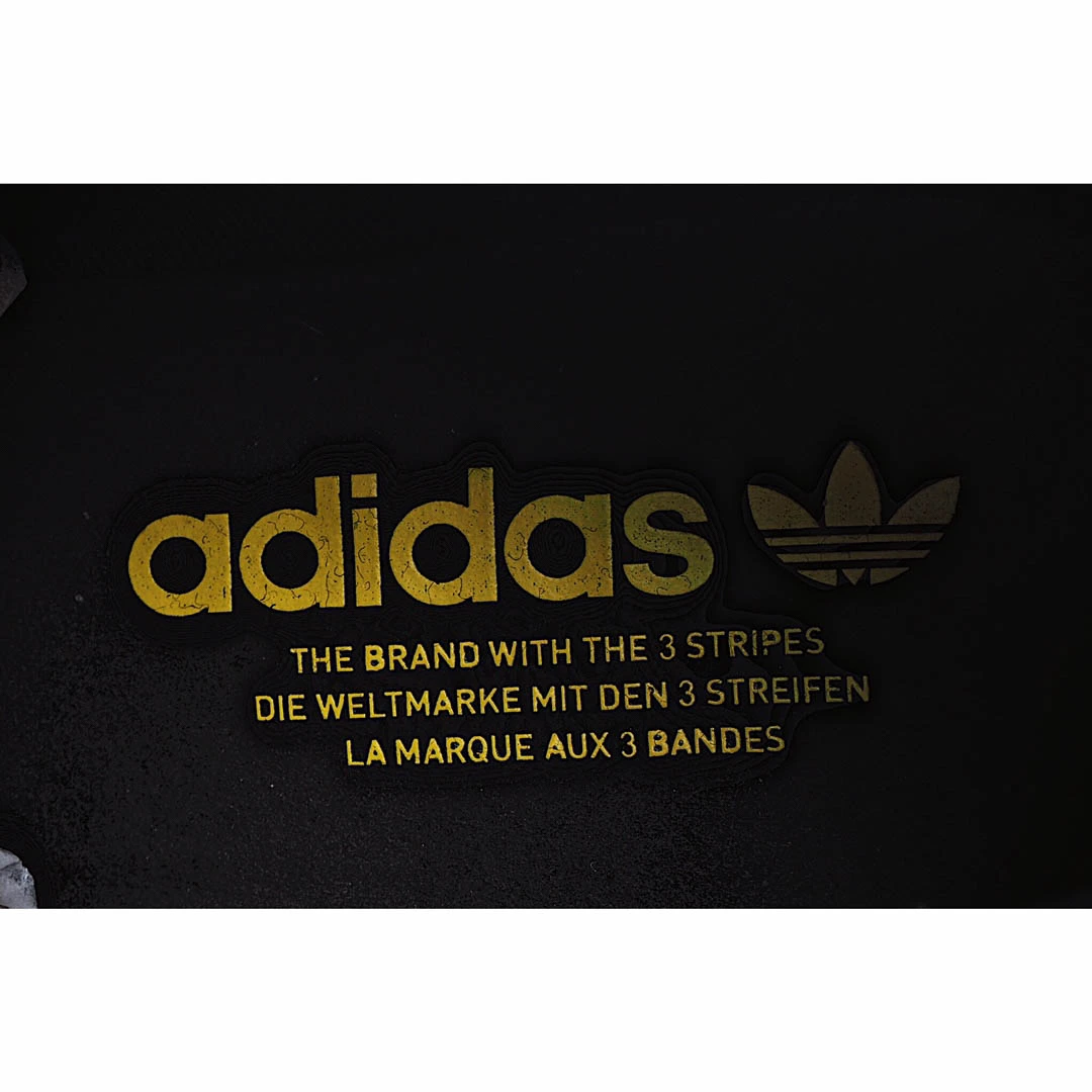 Adidas NMD_R1 V2 'United By Sneakers - Munich'