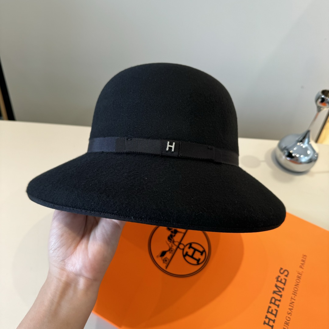 Hermes Bucket Hat