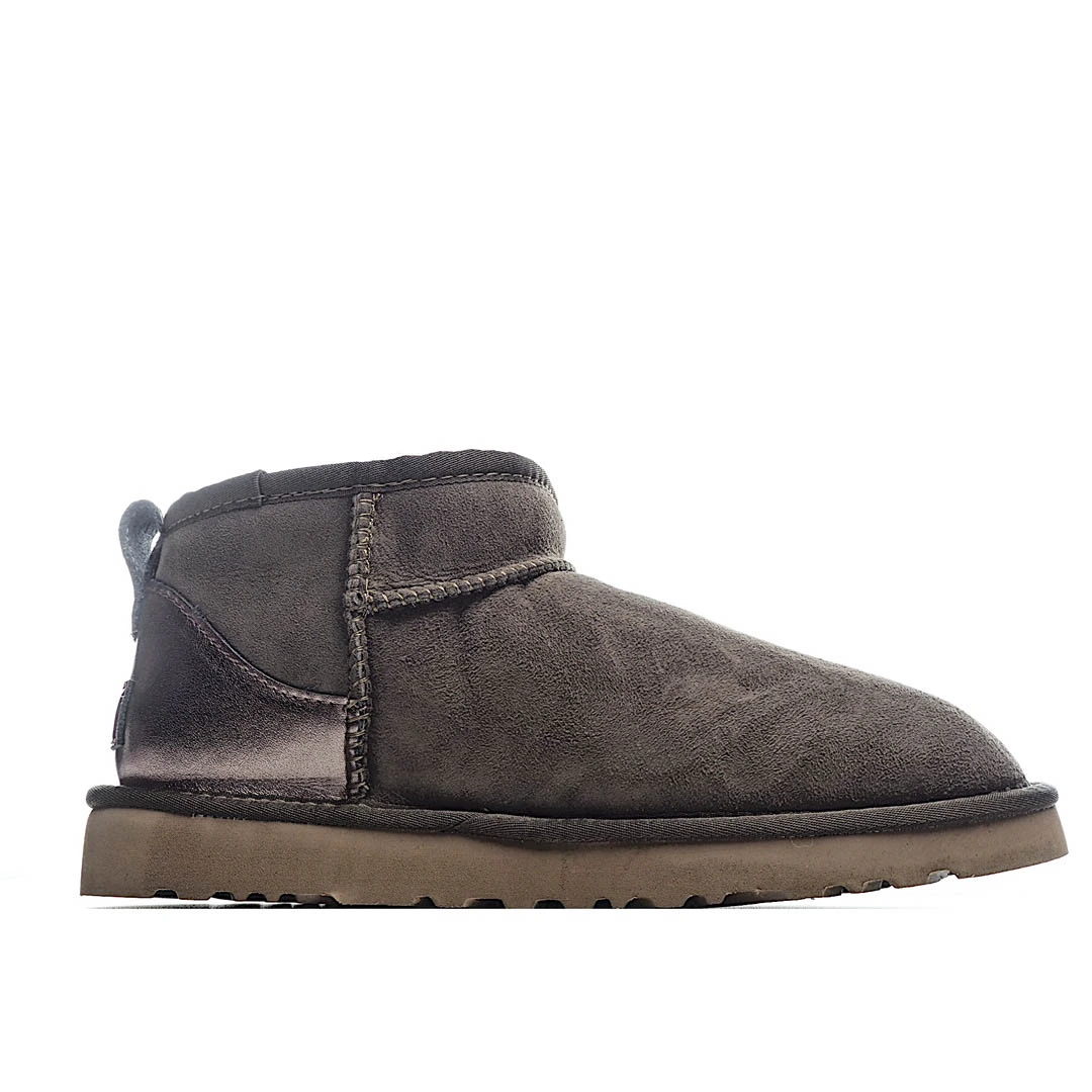UGG Classic Mini series snow boots