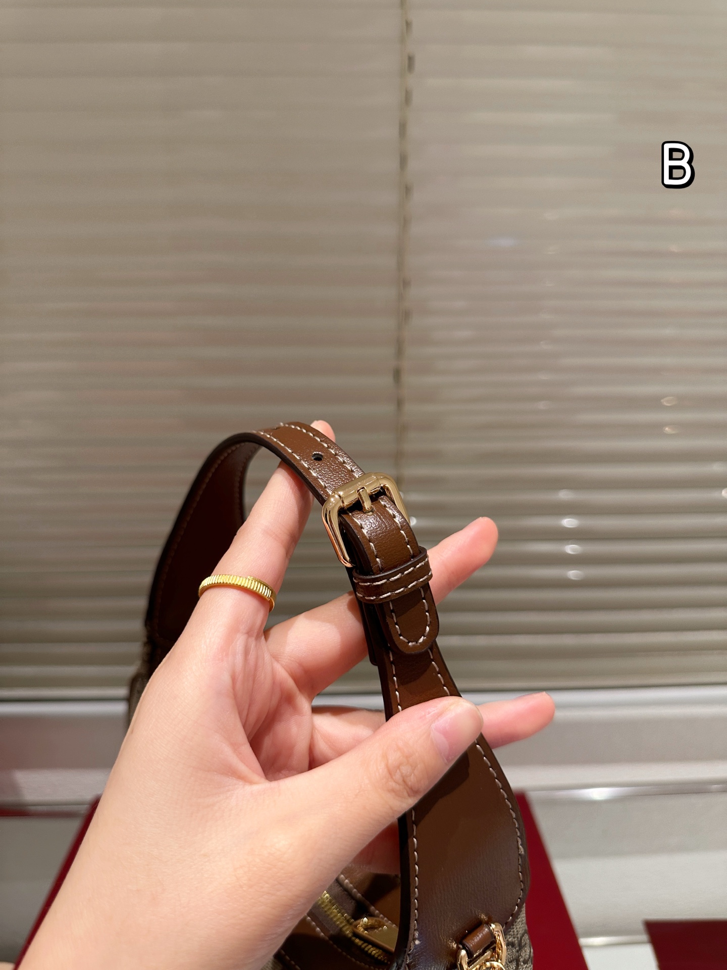 GG Marmont Handle Bag