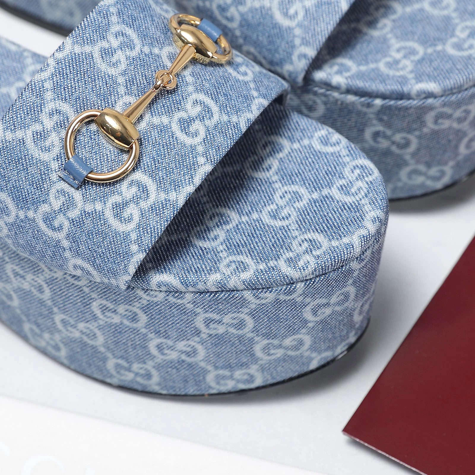 Gucci Slope Water Table Slippers