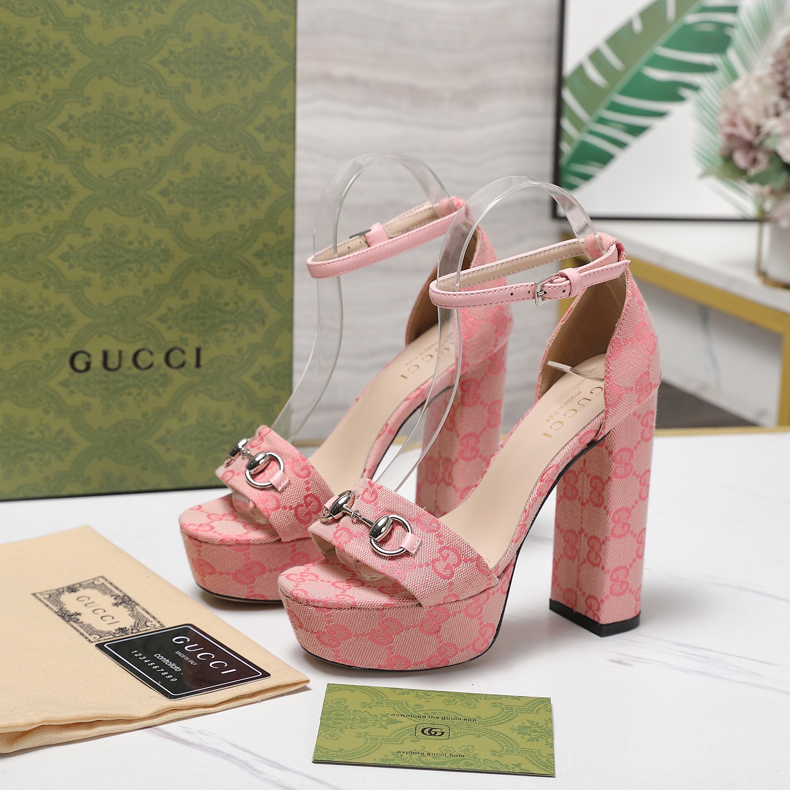 Gucci Square-toed platform high-heeled sandals