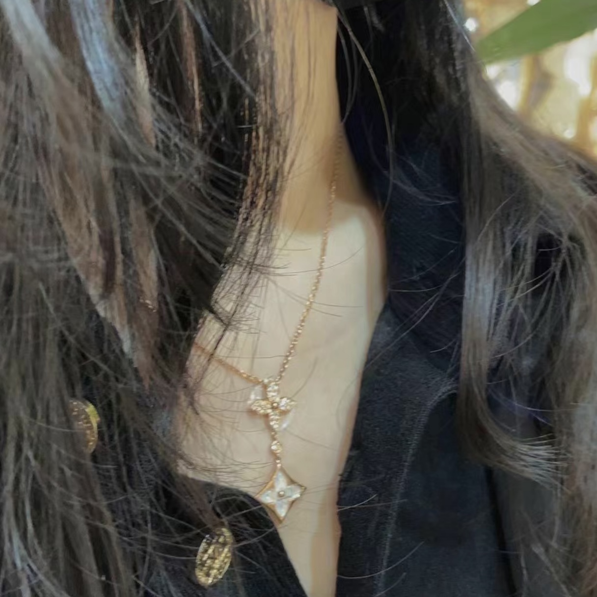 LV Necklace 30