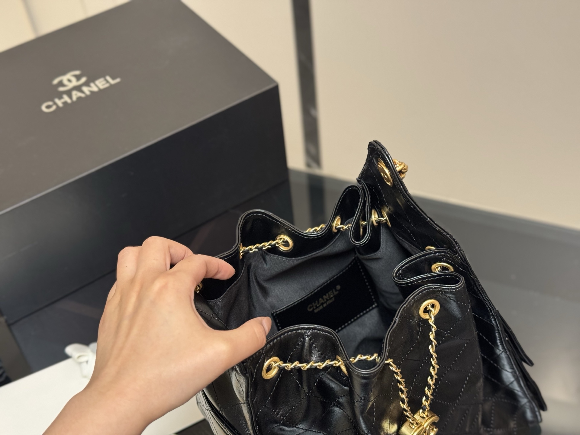 Chanel 25 hobobag