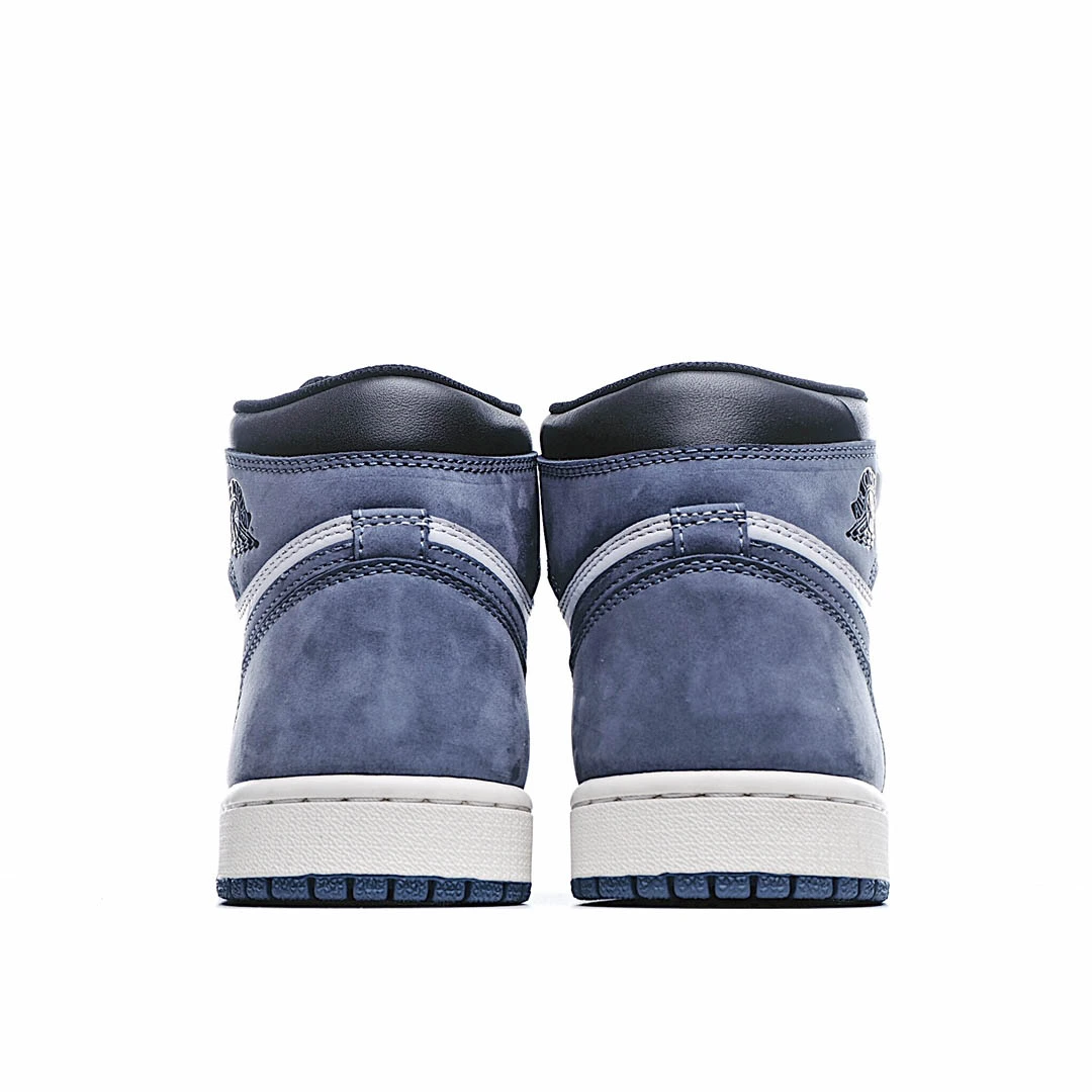Air Jordan 1 Retro High OG 'Blue Moon'