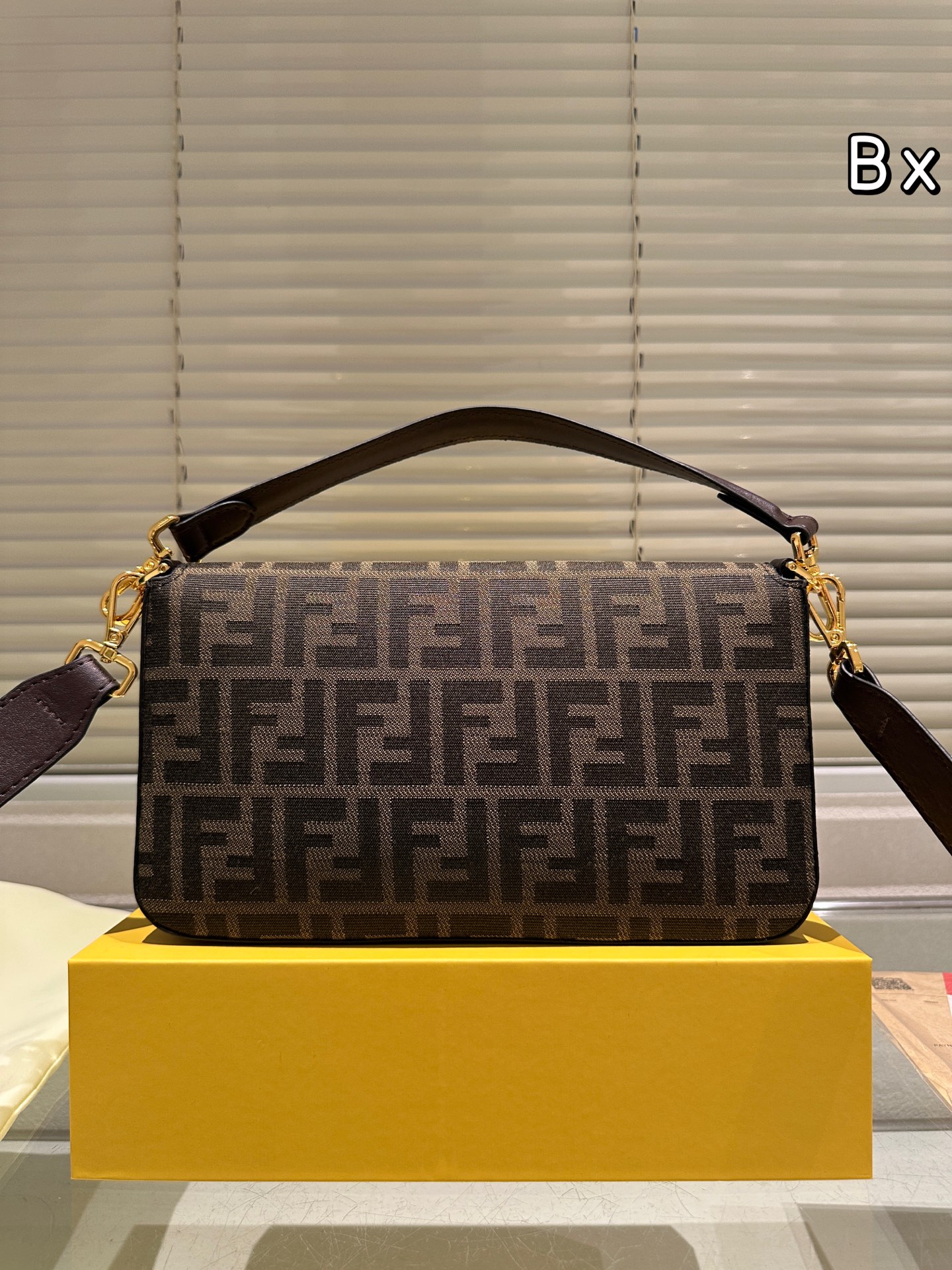 Fendi Fendace