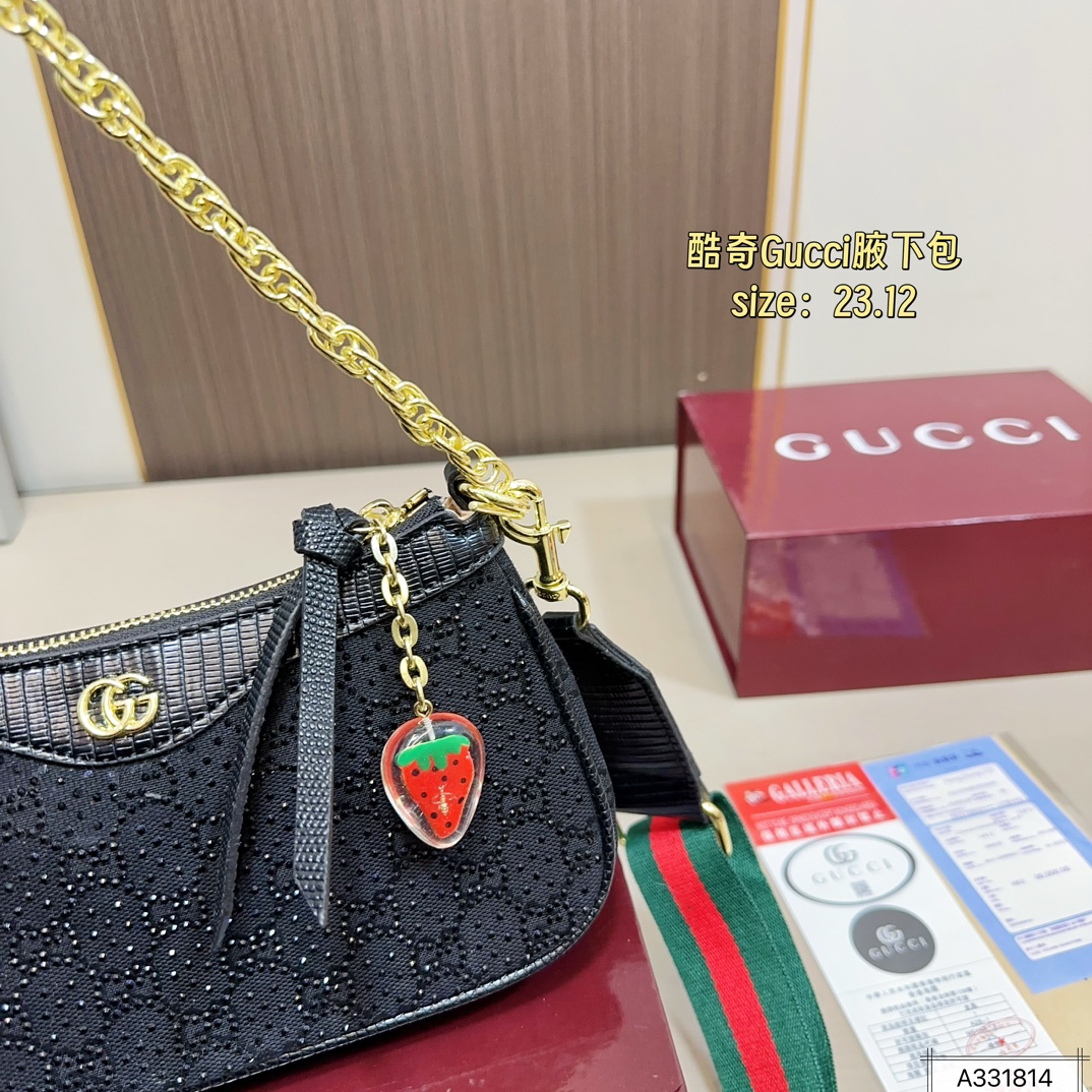Gucci Hobo Bag