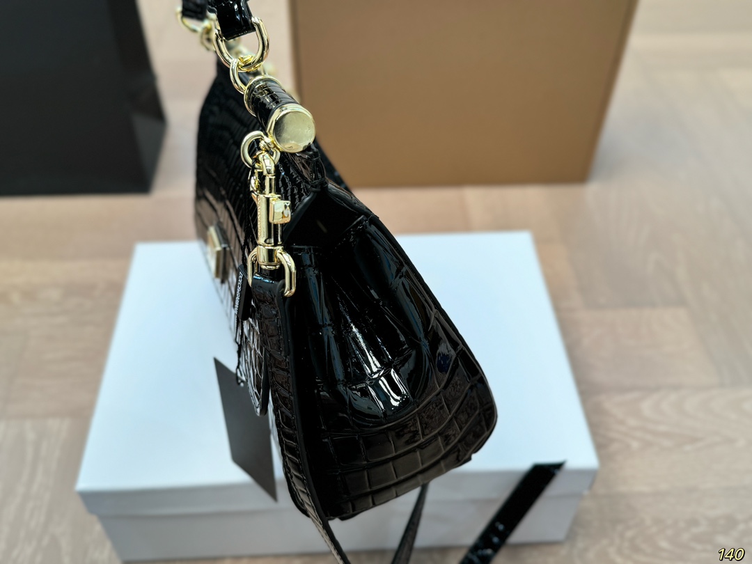 Dolce & Gabbana Sicily Handle Bag
