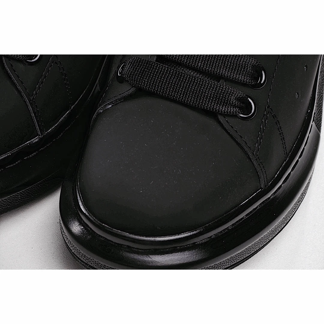 Alexander McQueen sole sneakers