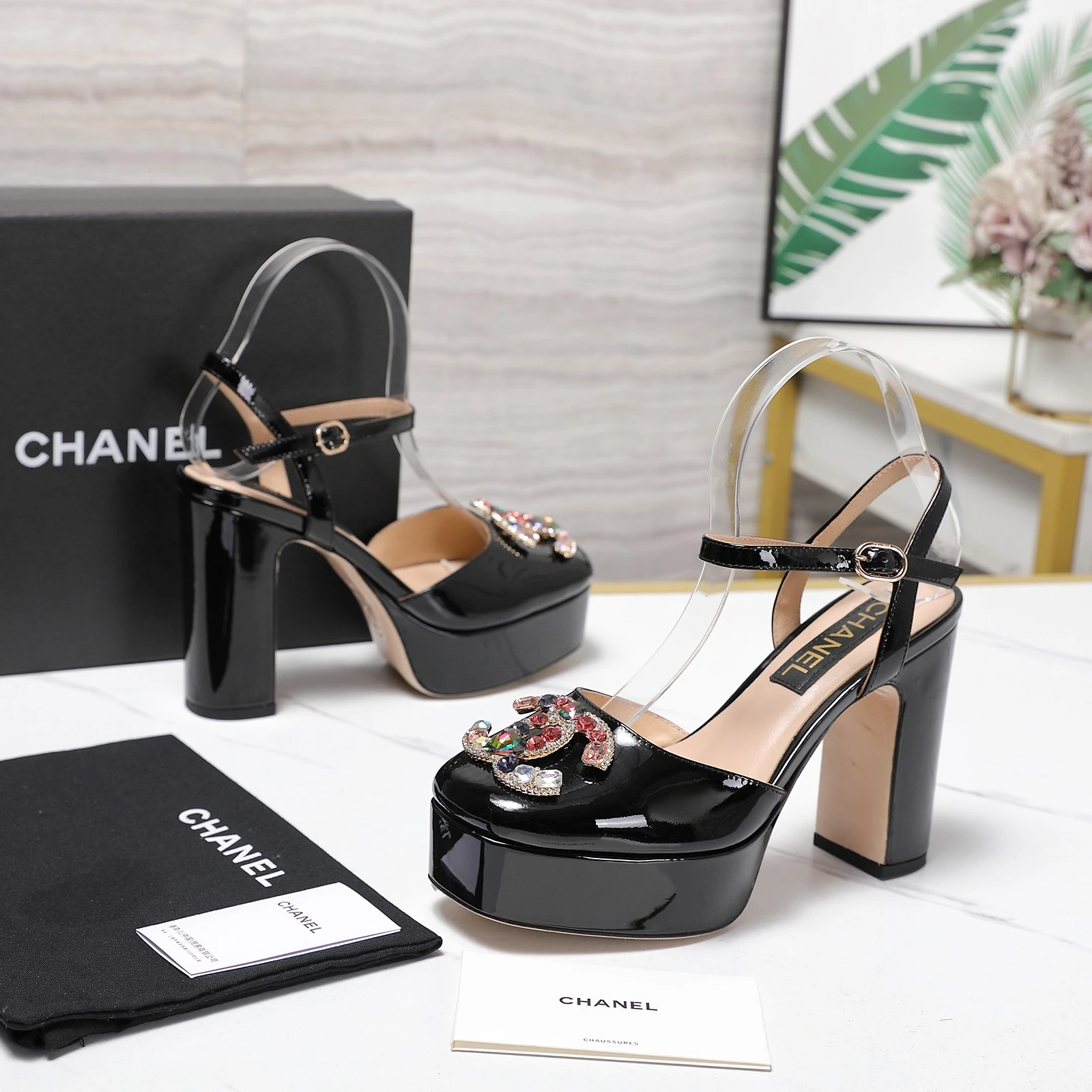 CHANEL Classic Diamond Heel+Double C Diamond Button Sandals
