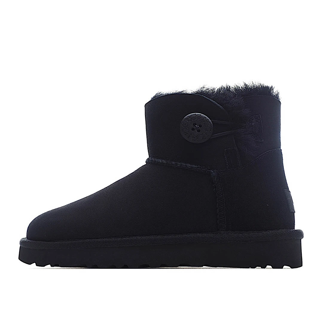 UGG Classic Mini series snow boots