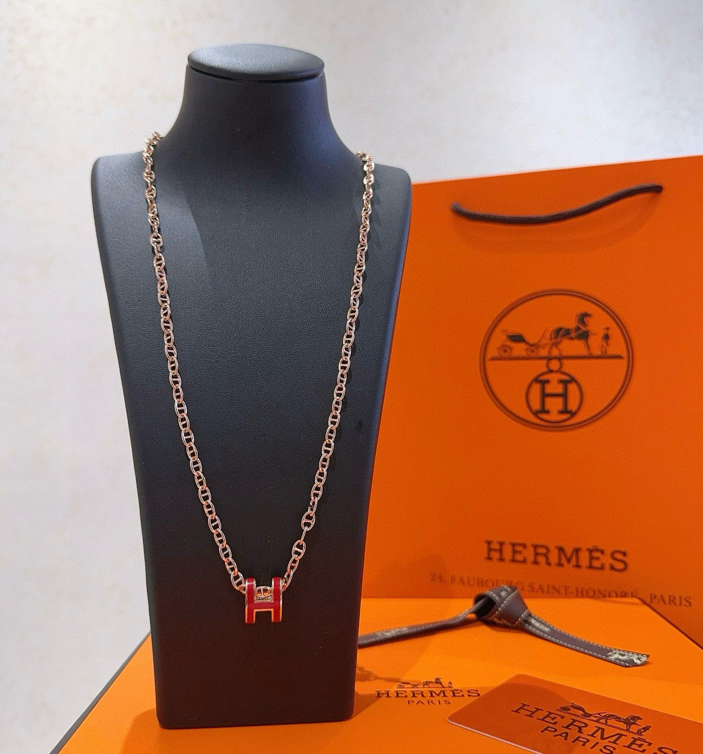 HERMES  necklace