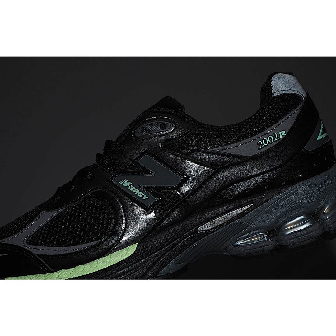 NEW BALANCE casual running shoes