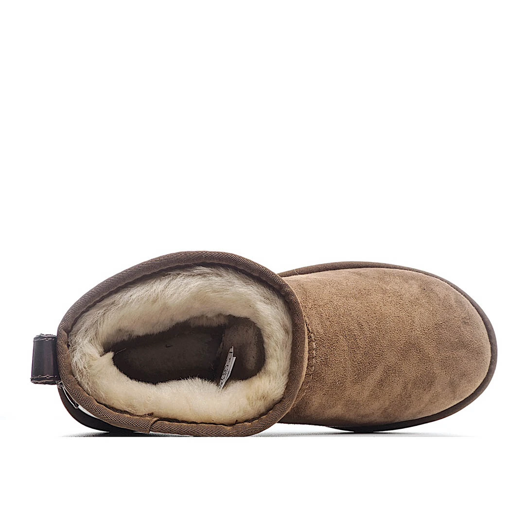 UGG Classic Mini series snow boots