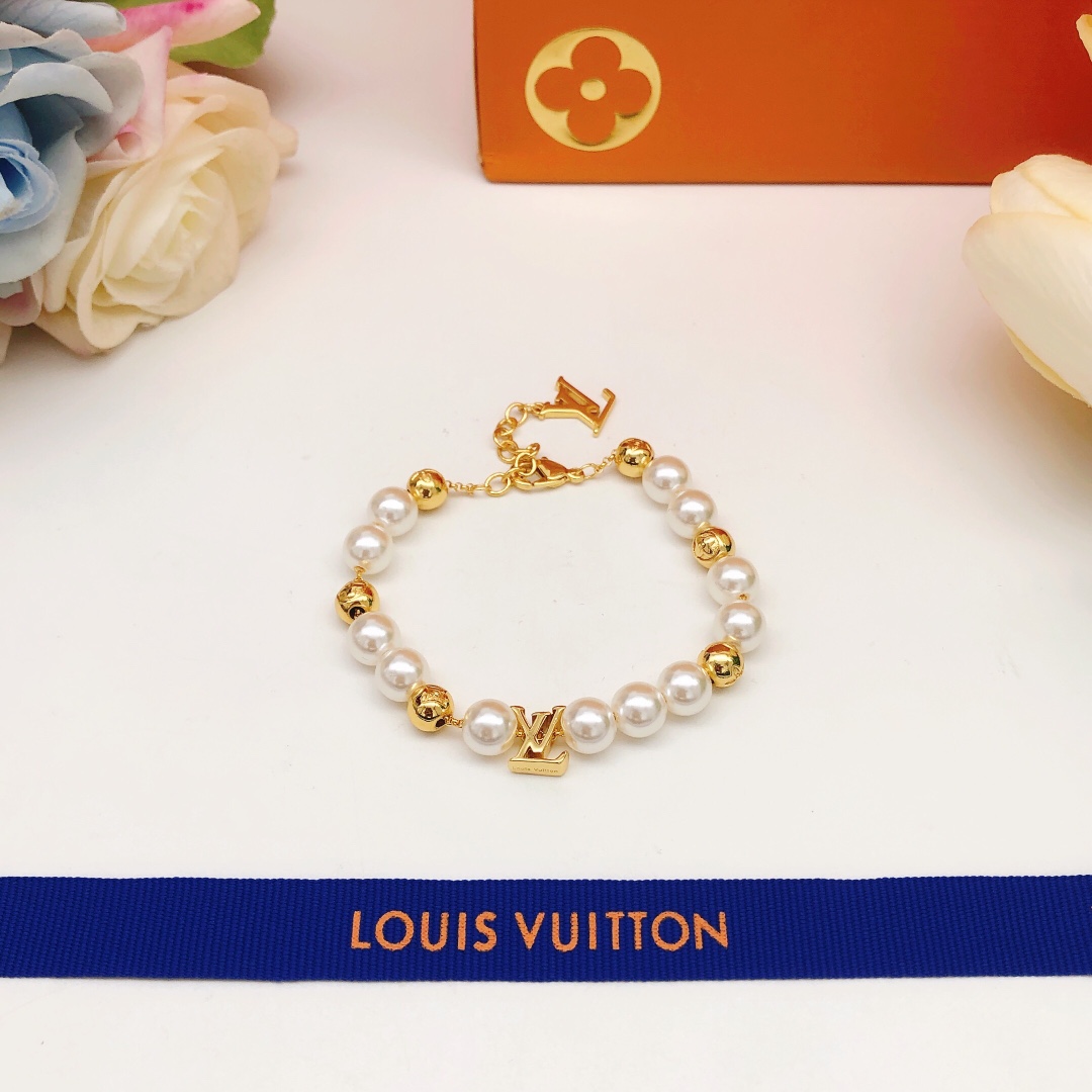 LV Bracelet