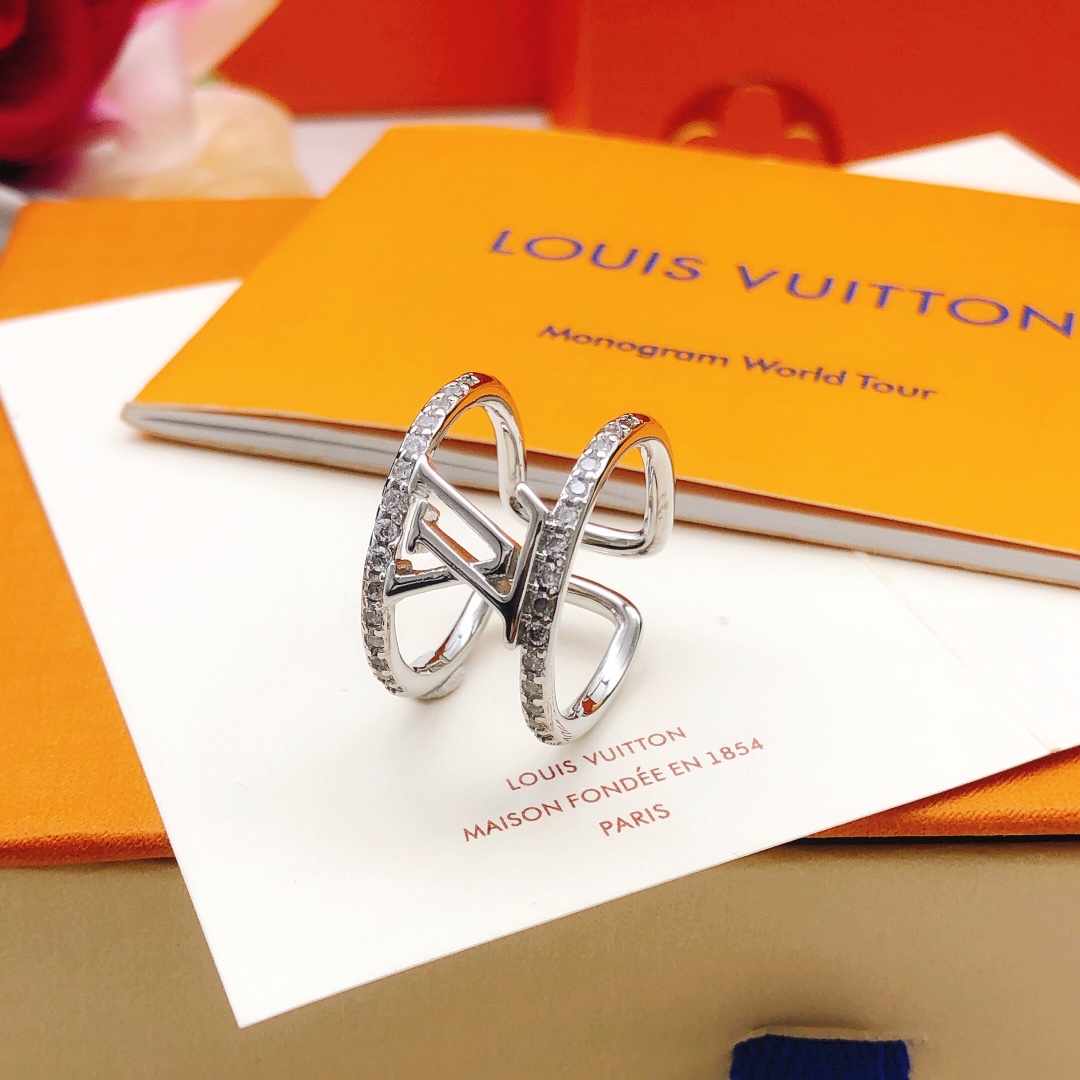 LV Ring