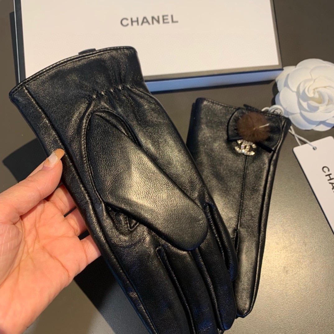 Chanel Gloves