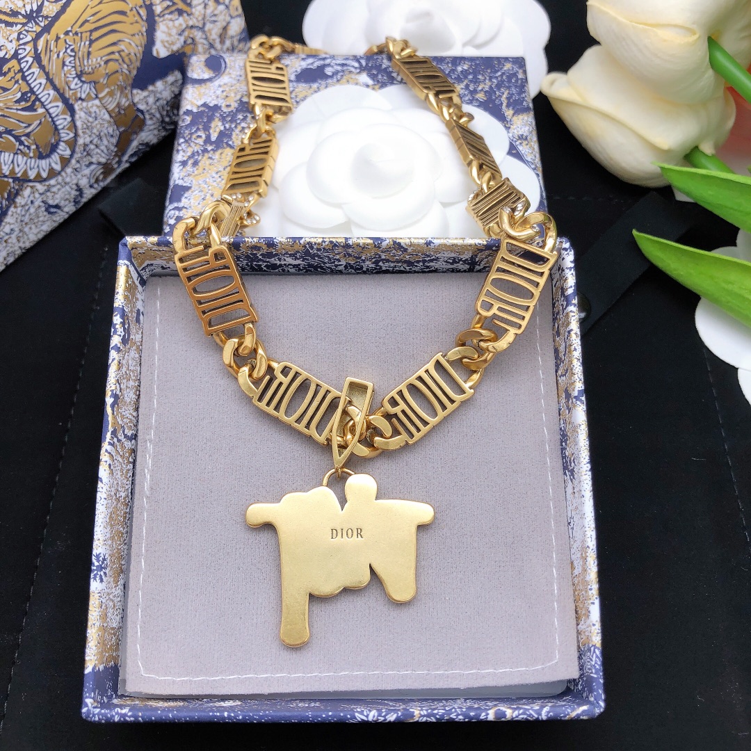 Dior Necklace