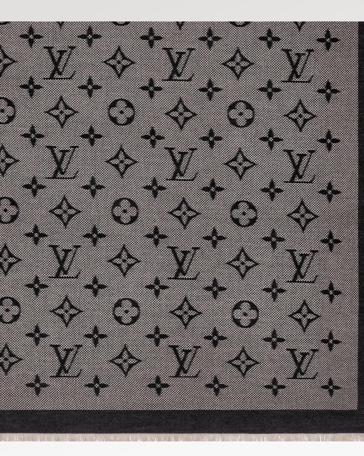 Louis Vuitton Scarves