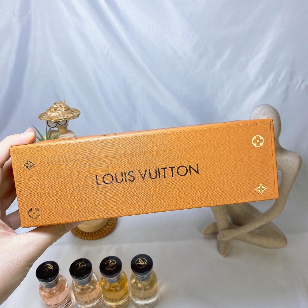 LV perfume 4-piece set 30ml
