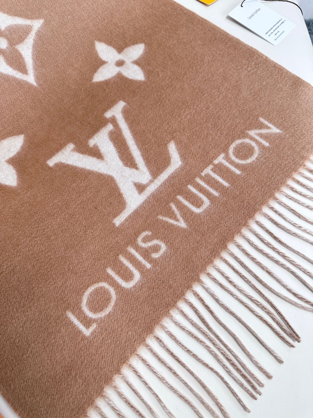 Louis Vuitton Scarves