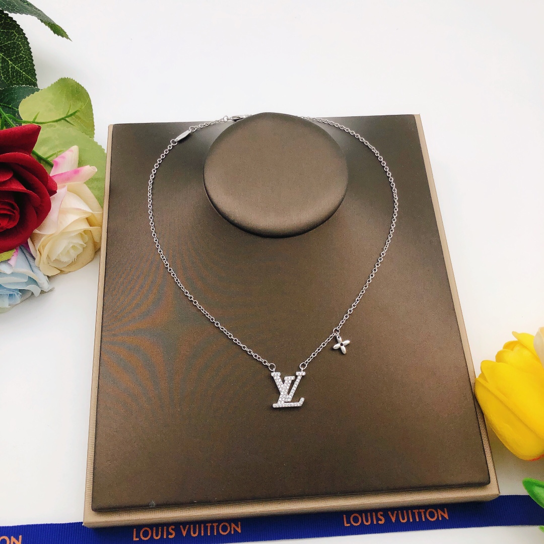 LV LXL0121