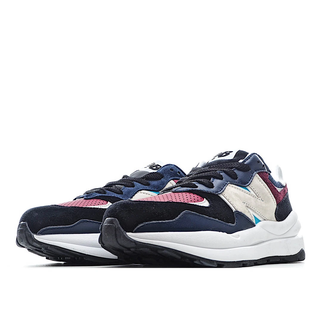 New Balance Casual Sneakers