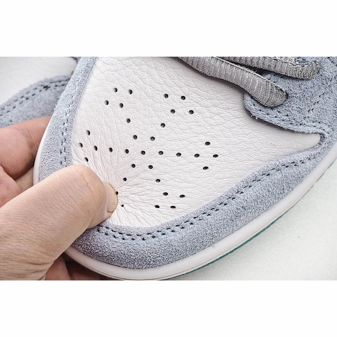 Sean Cliver x Nike SB Dunk Low Pro Q