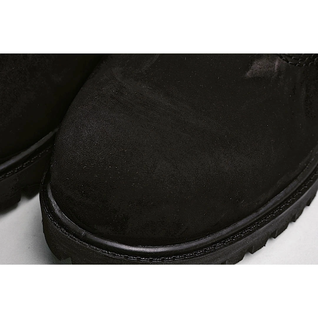 Timberland Classic High-Top Martin Boots