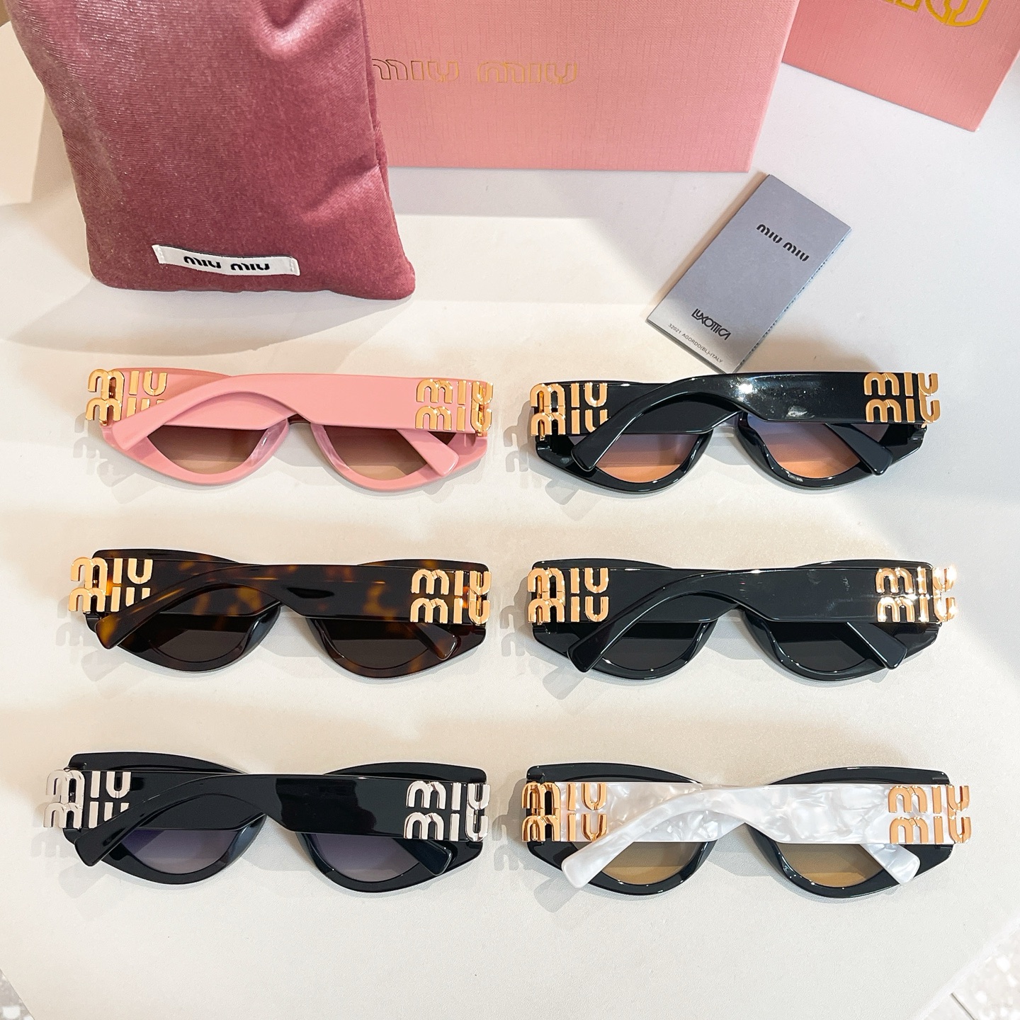 Miumiu Sunglass