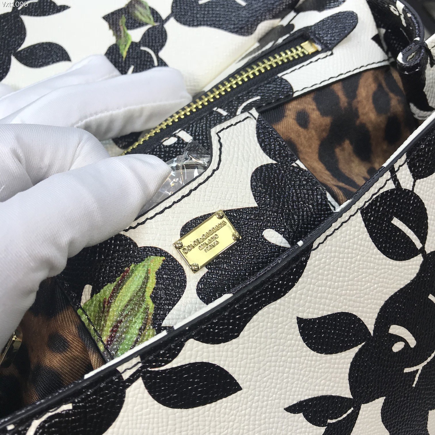 Dolce & Gabbana Sicily Handle Bag