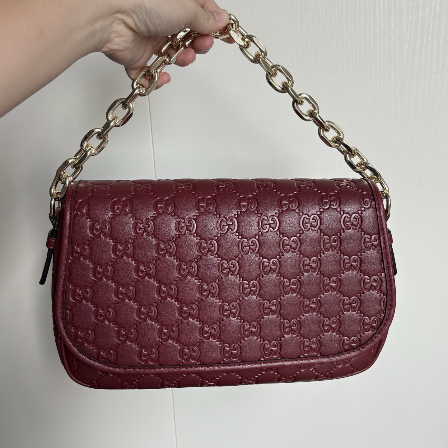 Gucci Emblem Embossing Chain Bag