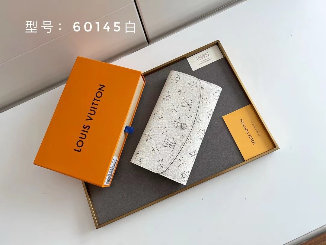 LV Iris