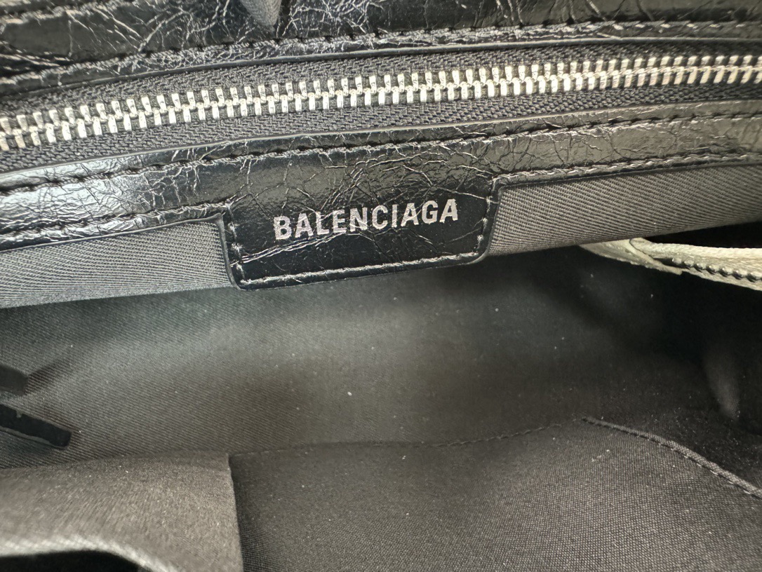 Balenciaga Handle Bag