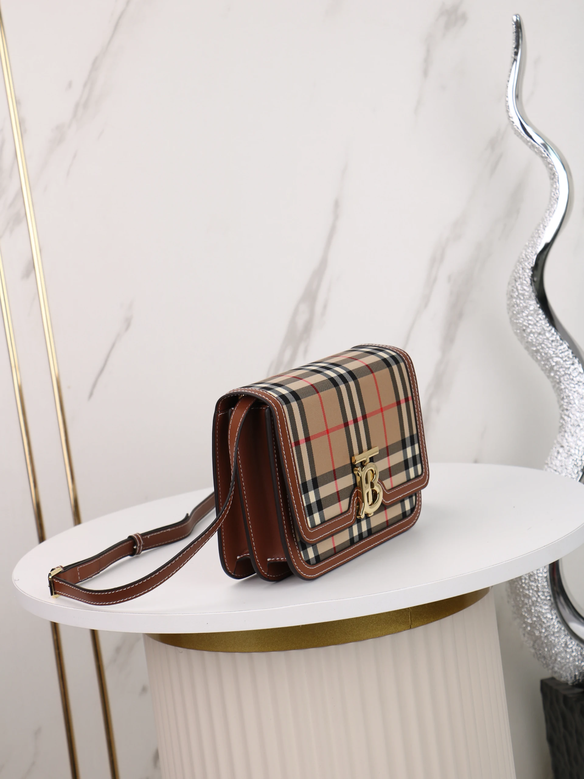 Burberry Crossbody Lock bag