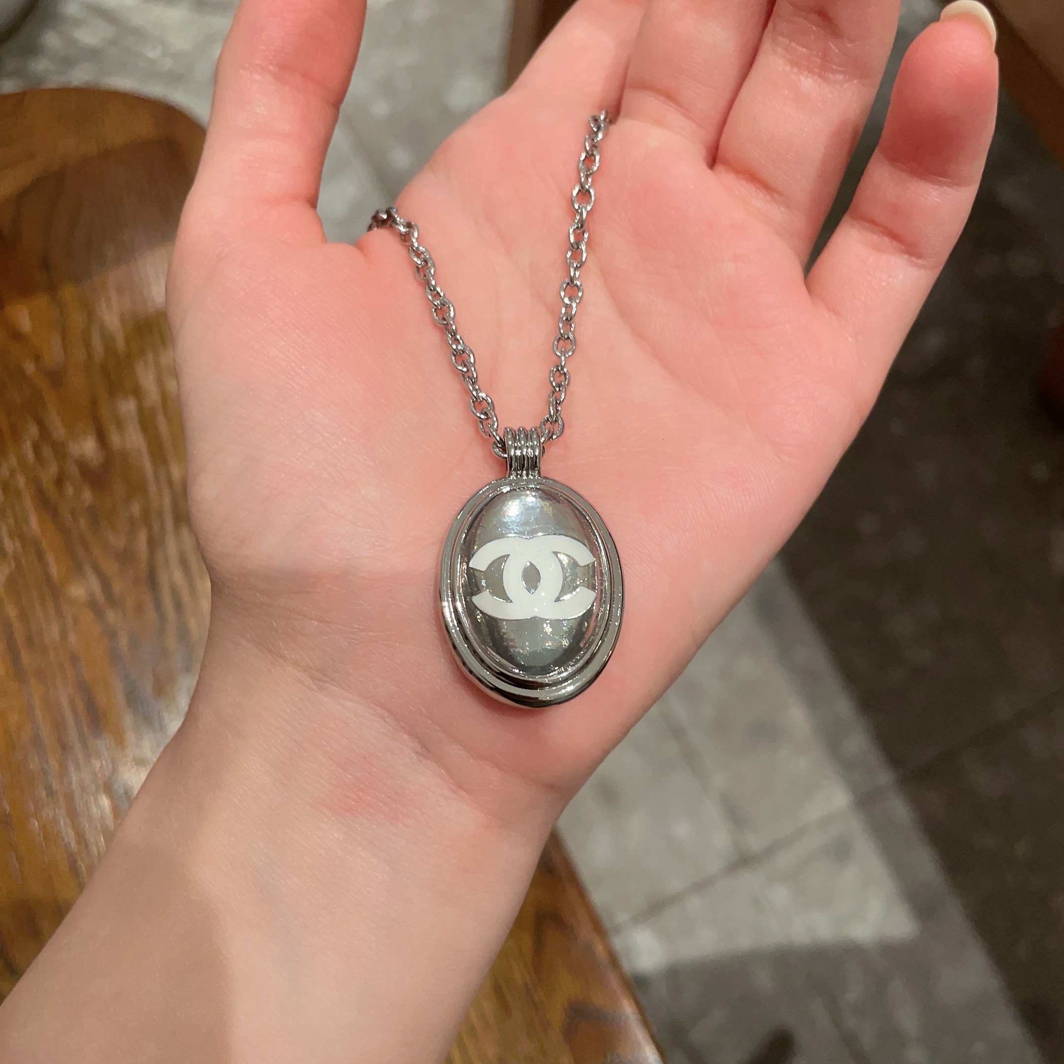 Chanel Necklace 10