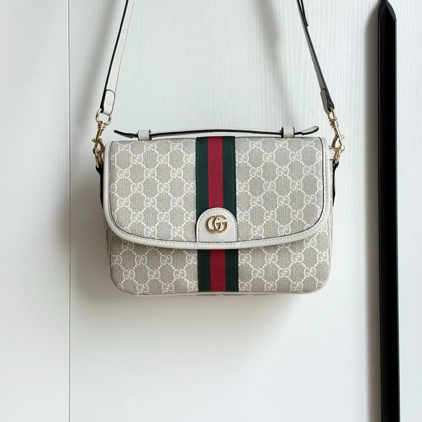 Gucci Ophidia Massenger Bag