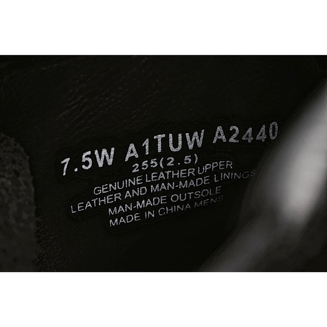 Timberland Classic High-Top Martin Boots