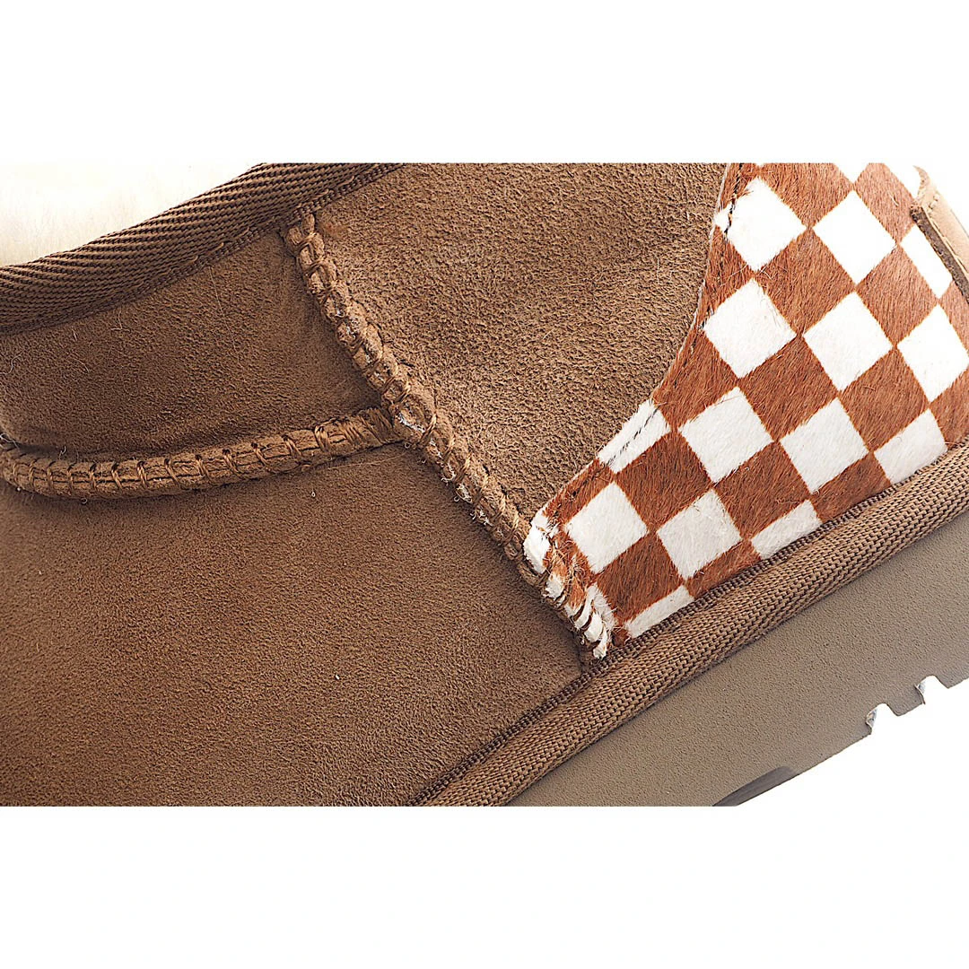 UGG Classic Mini series snow boots
