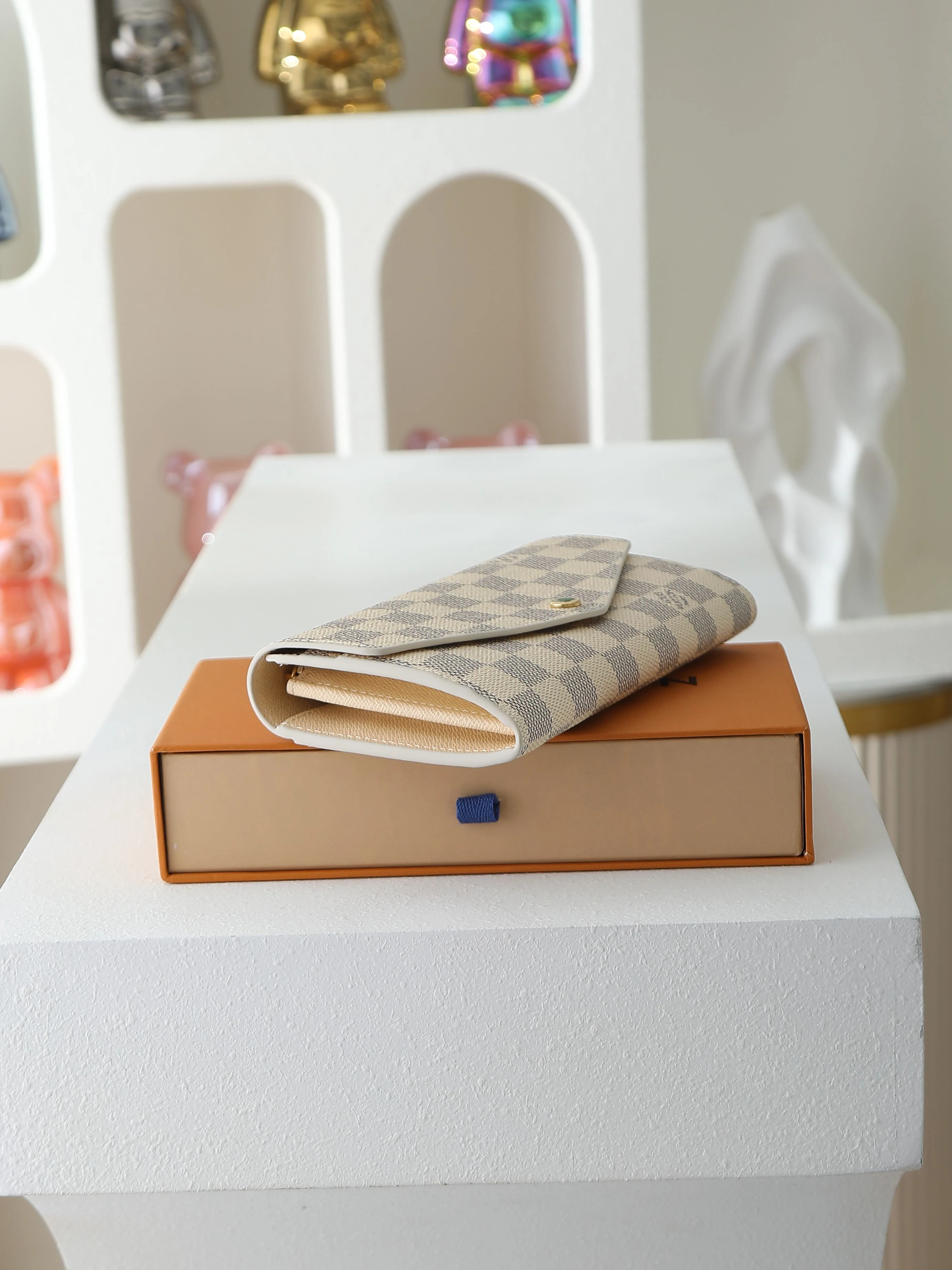 LV Wallet