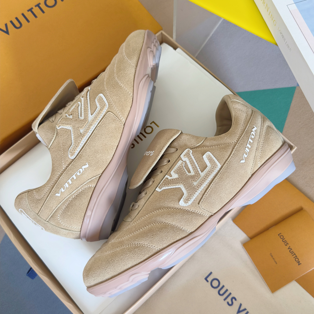 Louis Vuitton Footprint Soccer shoe